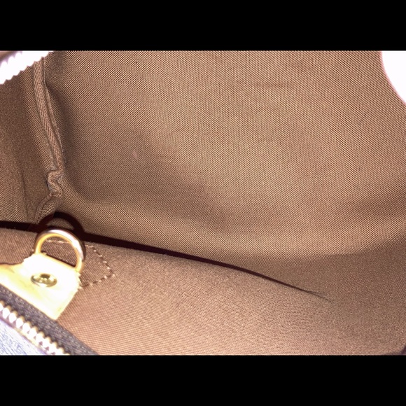 LV Speedy 30 handbag. Gently used… includes dust bag - Picture 7 of 10